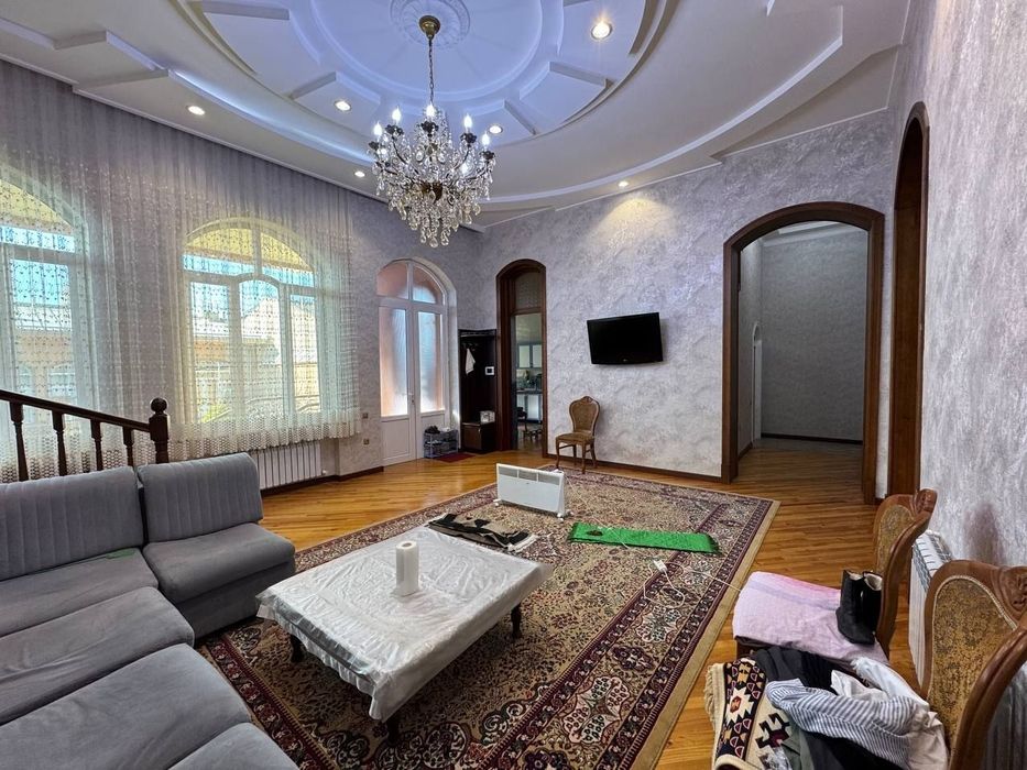 Участка 8 сотих. Ор-р  Ибн-Сино строй маркет рўпарасида.