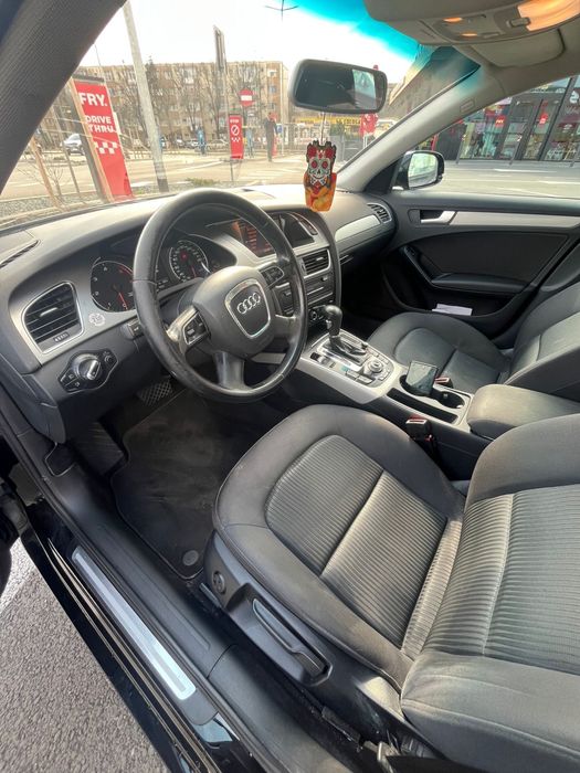 Vand Audi A4 2011 , primul proprietar