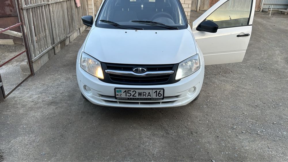 Продам lada granta 2015