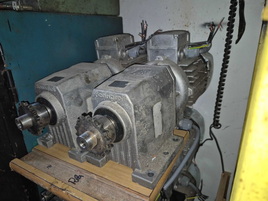 Transmisie unghiulara-reductor de turatie-foraj ect