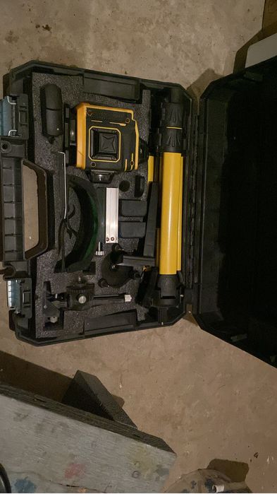 Лазерный уровень сатылады жандаиы жаксы тек бир лет колданылган