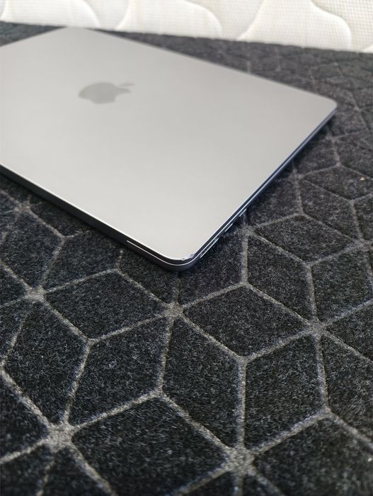 MacBook Air M3 16/512GB 92% Silver