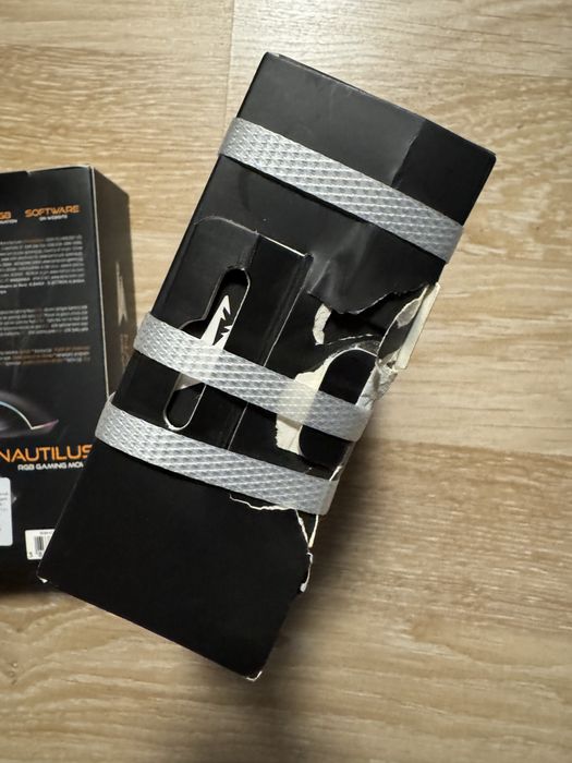 Mouse gaming cu fir NAUTILUS 12.800 dpi superusor Chipset INSTANT 825