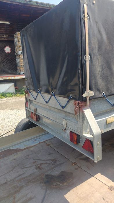 Vând Remorca Humbaur o.600km