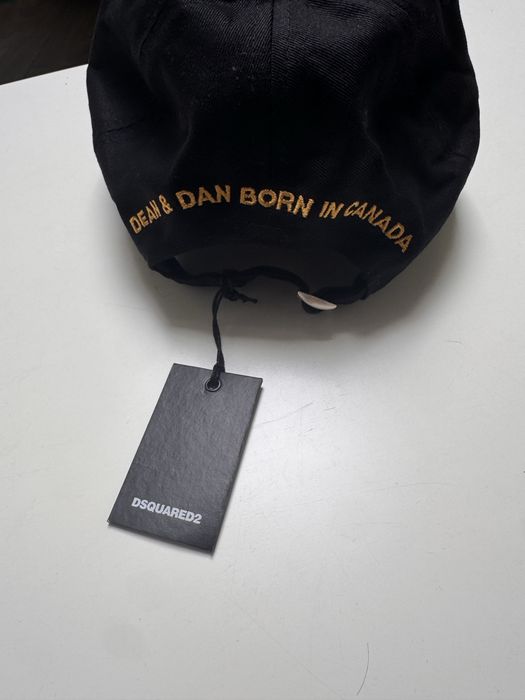 Sapca Dsquared2 noua