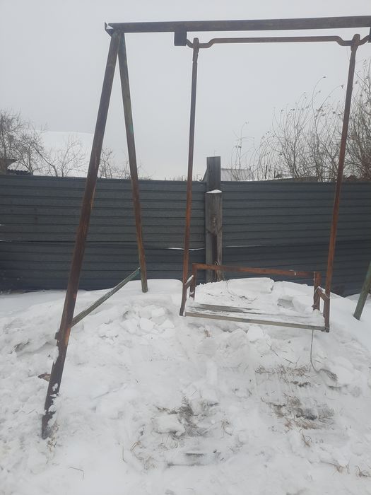 Качеля металлическая