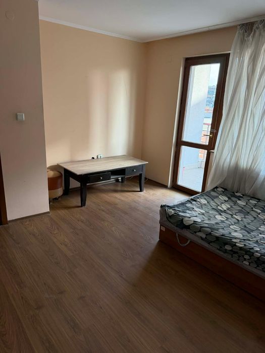 Дава се под наем Двустаен апартамент в Айтос - 70 кв.м за 350 € - Снимка #2