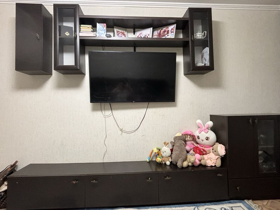 Продам шкаф и тумбу