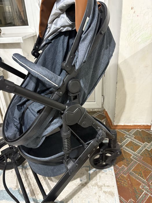 Срочнооо продам коляску !