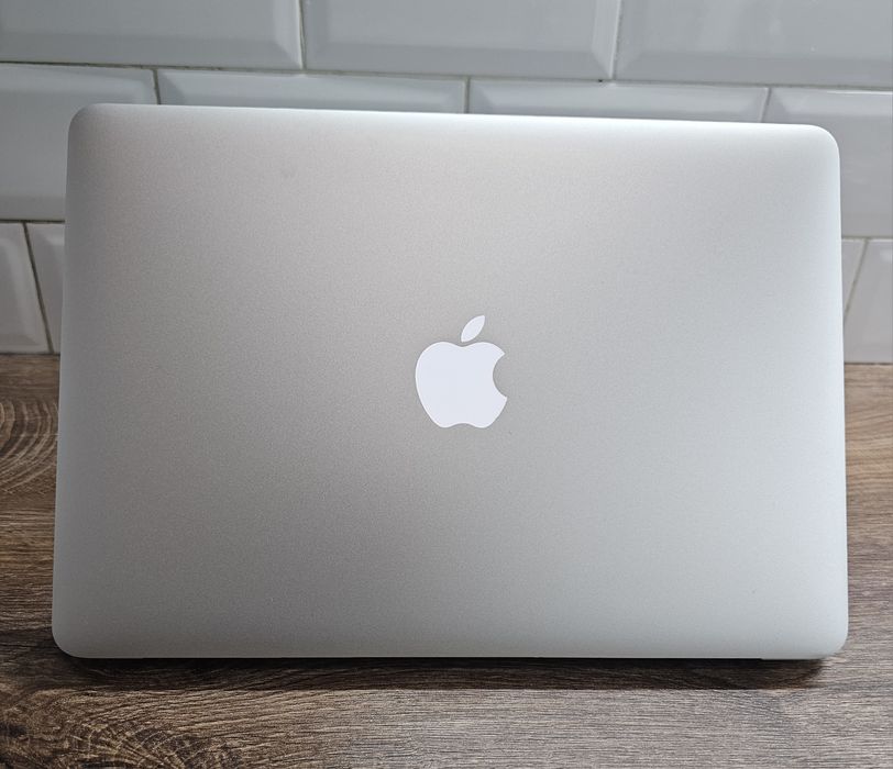 Лаптоп MacBook air 13-2017