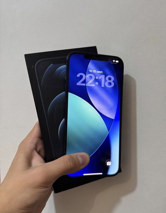 iPhone 12 Pro Max (256 ГБ, АКБ - 92%).