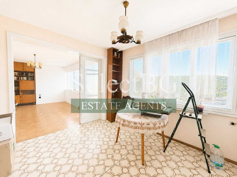 Продава се Тристаен апартамент в Велико Търново, Център - 135 кв.м за 476 €/кв.м - Снимка #2