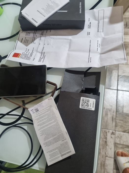 Samsung s25 ultra model top 12/512 GB în garanție