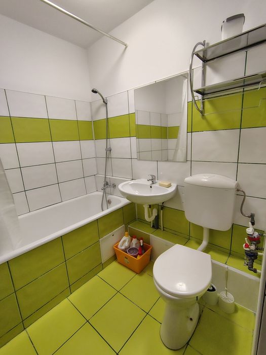 Proprietar închiriez ap. 2 camere Tineretului,Visana