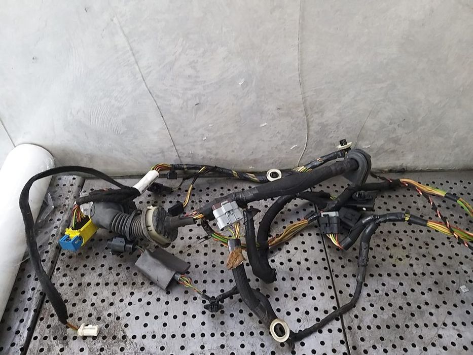Cablaj instalatie electrica usa stanga fata peugeot 508 1 2010 9675215480