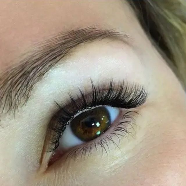 Наращивание ресниц 4000