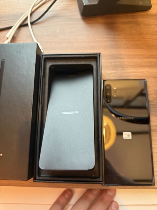 vand note 10 plus black