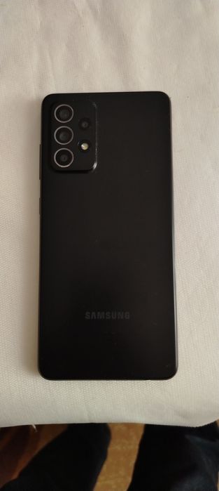 Телефон Samsung A52