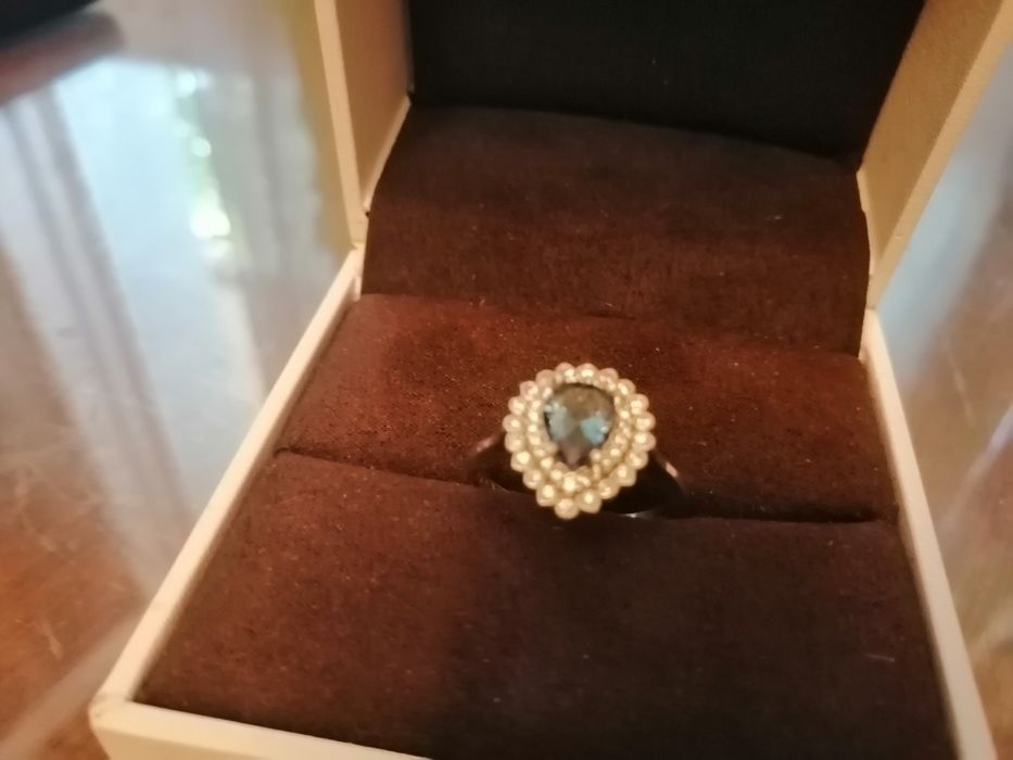 Inel argint  piatra albastru safir