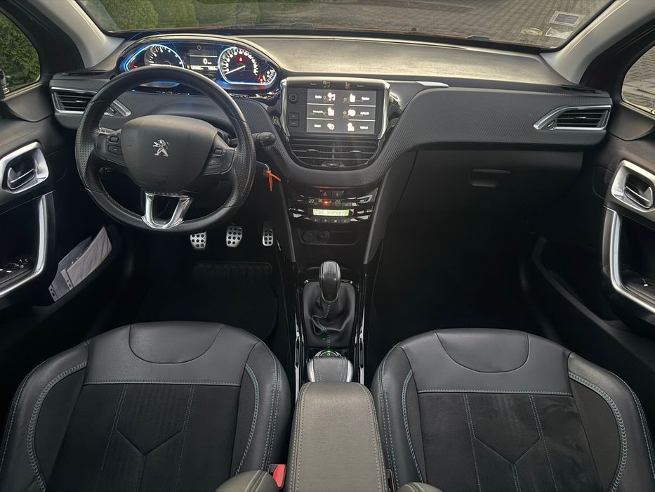 Peugeot 2008 1.2 Puretech 110Cp Crossway EURO 6 Panoramic piele navi
