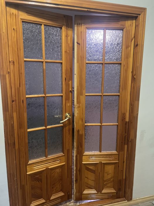 Продам межкомнатные двери