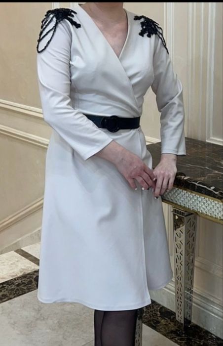 Продаю платье вечерние