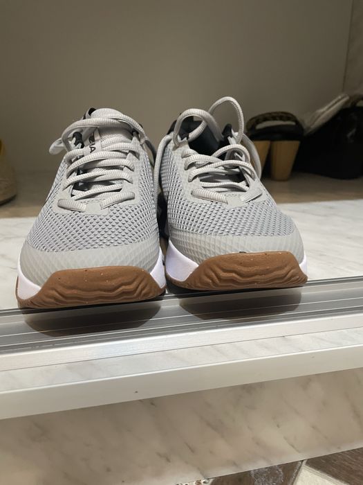 Продаю кроссовки .Оригинал NIKE