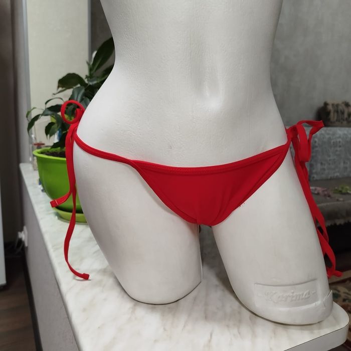 купальники продам