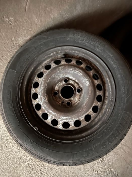 Шины с дисками продам