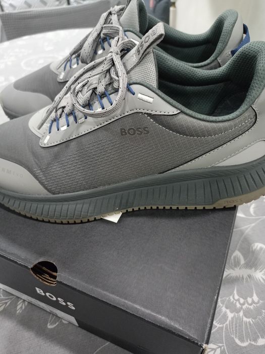 Маратонки BOSS 42 номер