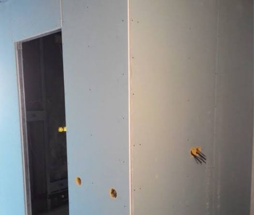 Работы с гипсокартоном и ламинатом