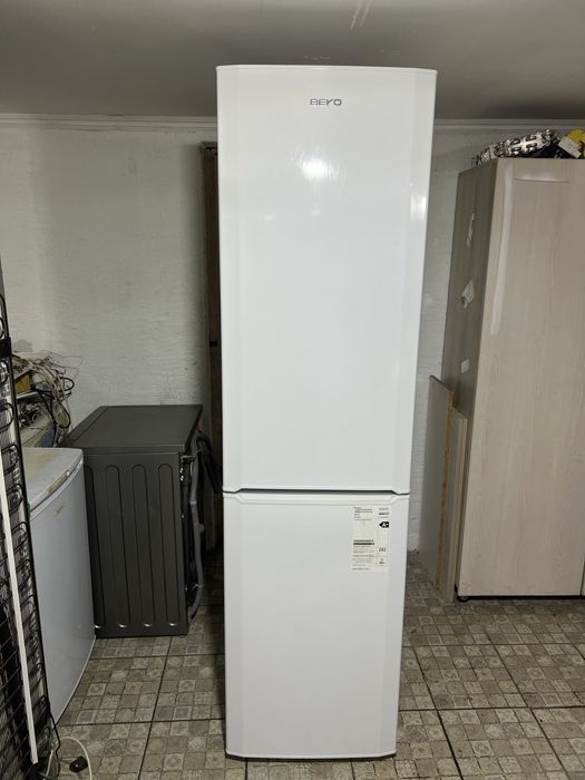BEKO холодильник с гарантии