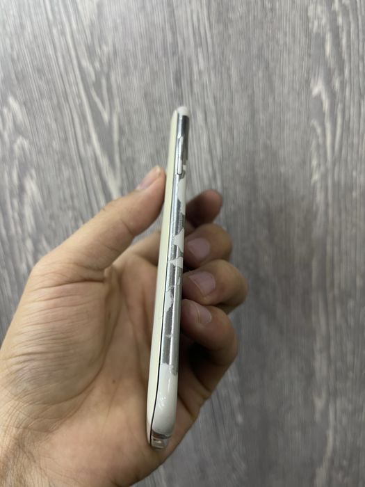 SAMSUNG J5 16GB.          .