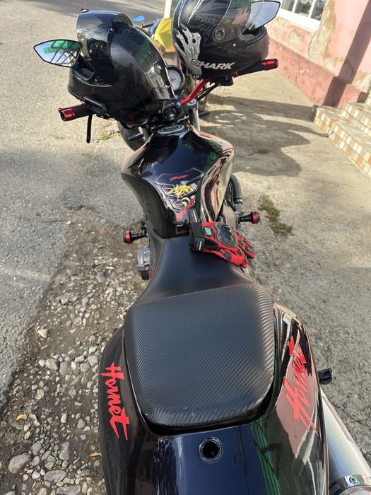 De vanzaere Honda Hornet an 2002