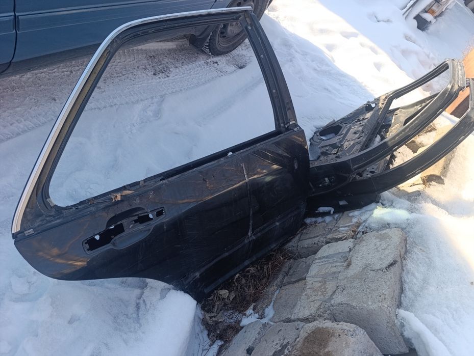 Двери , На Мерседес w140.