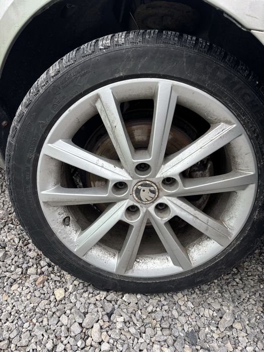 Джанти с гуми зимни 17 Skodа