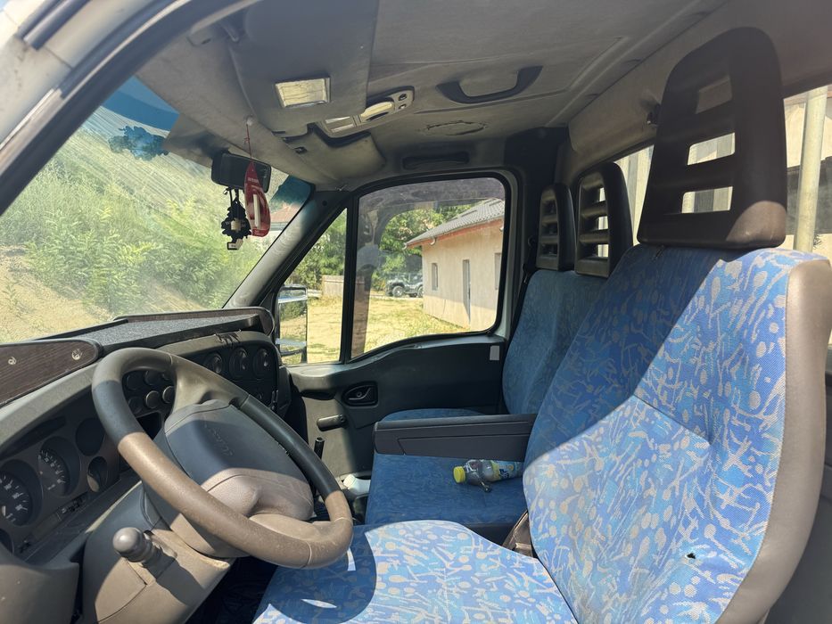 Iveco 2.8 diesel / basculabil