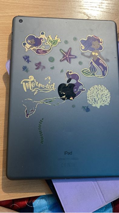 Продам телефоны и айпады