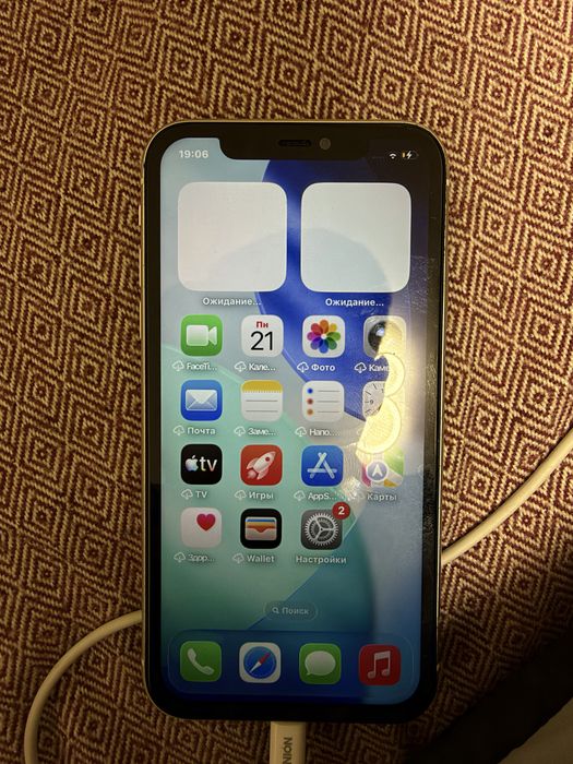 Продам Iphone 11 64gb