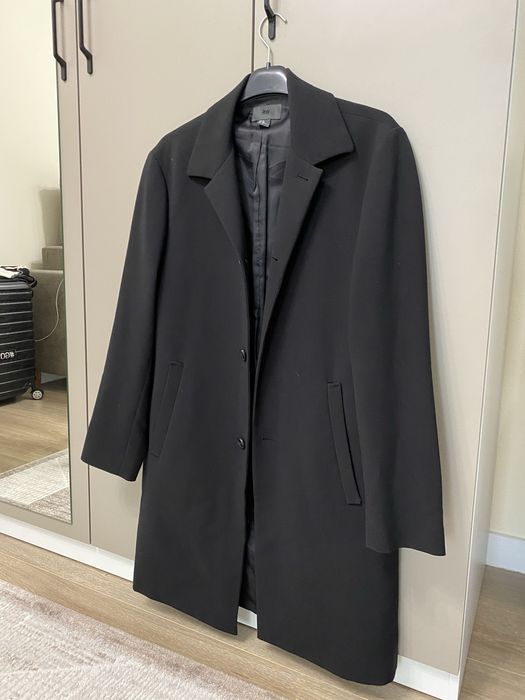 Мужское пальто H&M.