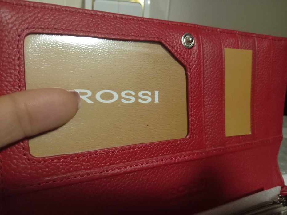 Дамски портфейли естествена кожа