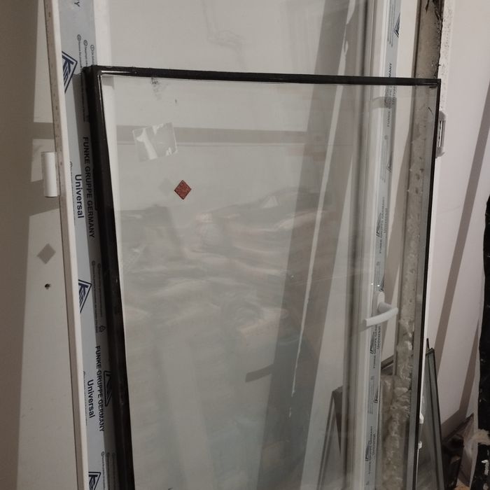 Пластик окно с дверью