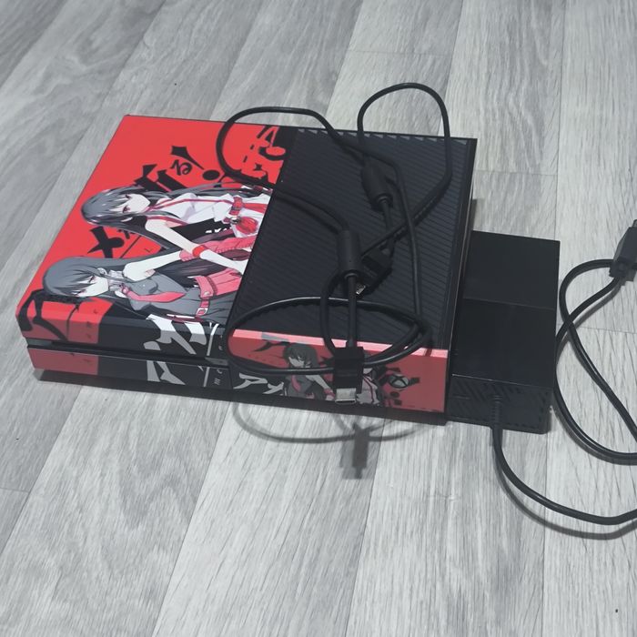 Xbox one 512gb,без геймпада