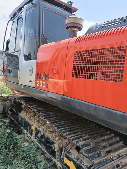 Hitachi ZX200  колёсный экскаватор