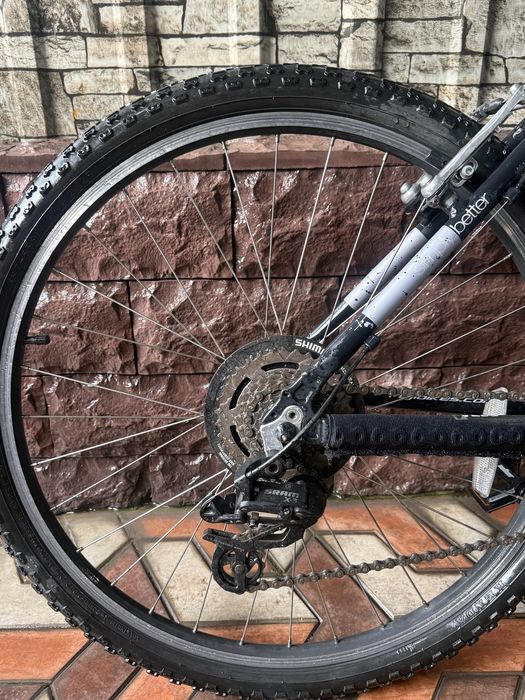 Велосипед в хорошем состояние