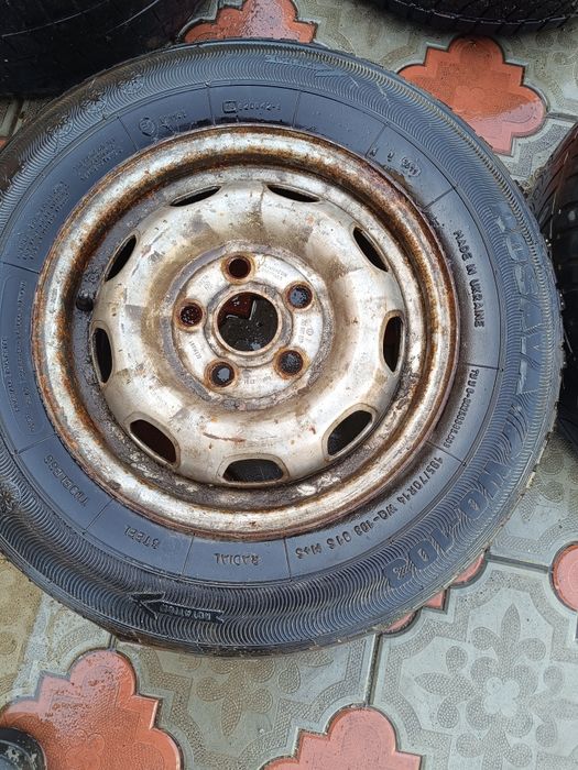 Резина с дисками