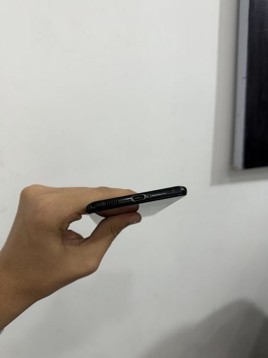 Samsung S21 Plus 8/256gb срочни сотилади