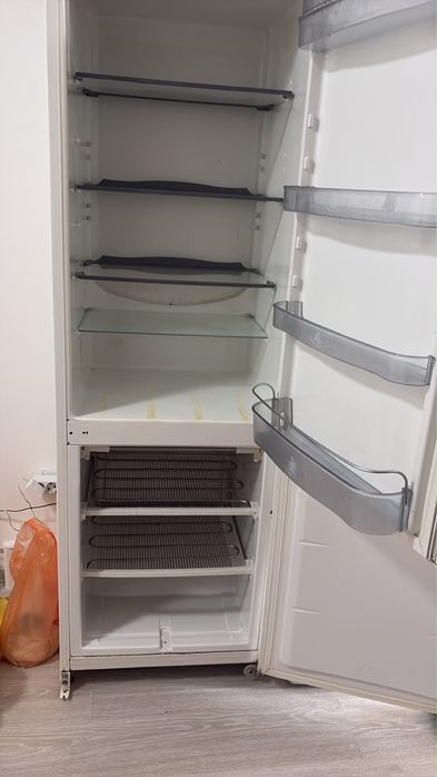 Срочно продам холодильник