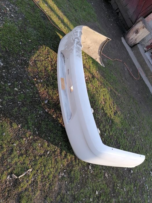 Vând bară spate Renault simbol 2007 nouă