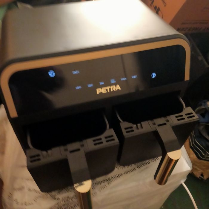 Двузонов фритюрник с горещ въздух